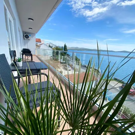 Apartment Apartman Zombor Brodarica (Sibenik-Knin)